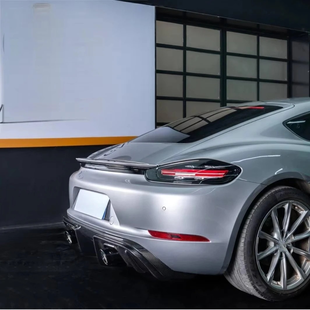 New High Quality Rear Diffuser for 17-UP for 718 Upgrade for OE Style Dry Carbon Fiber Body Kit Hot Sales